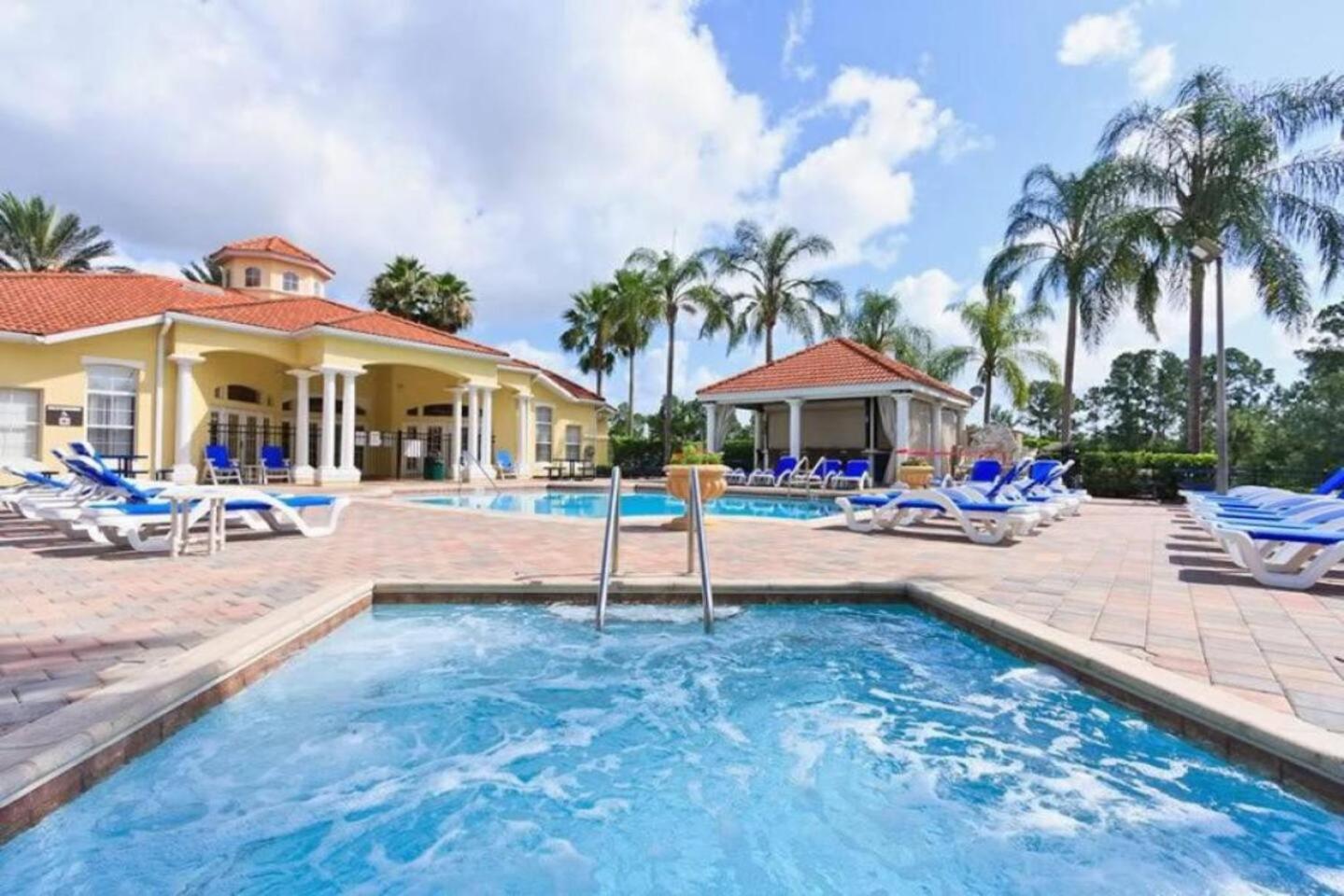 6 Bedroom 5 Bathroom Emerald Island 2601 Ib كيسيمي المظهر الخارجي الصورة