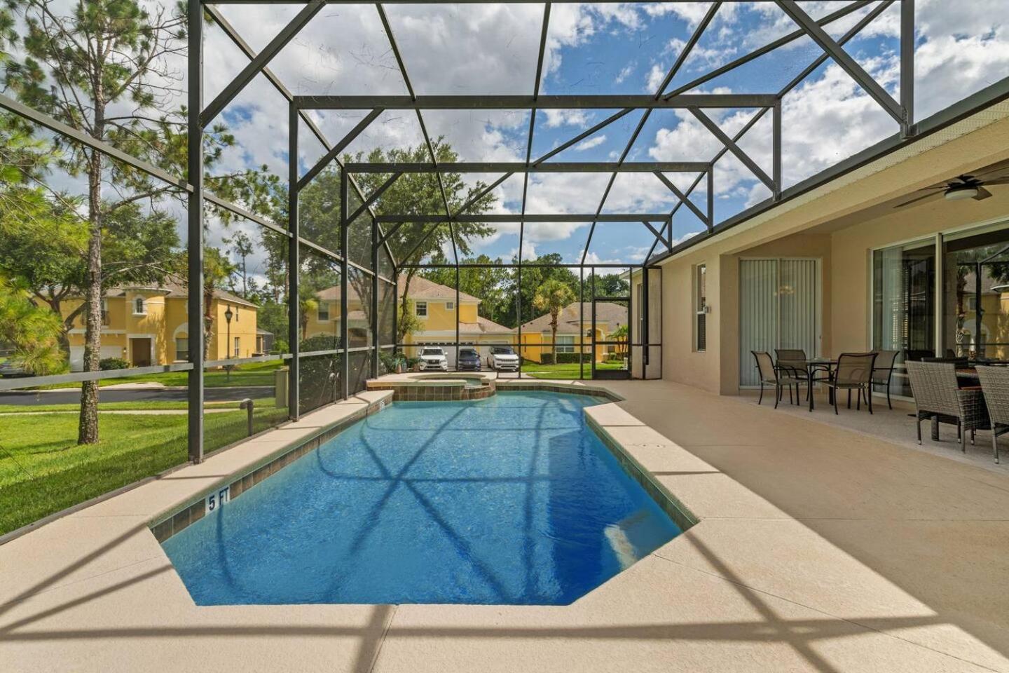6 Bedroom 5 Bathroom Emerald Island 2601 Ib كيسيمي المظهر الخارجي الصورة