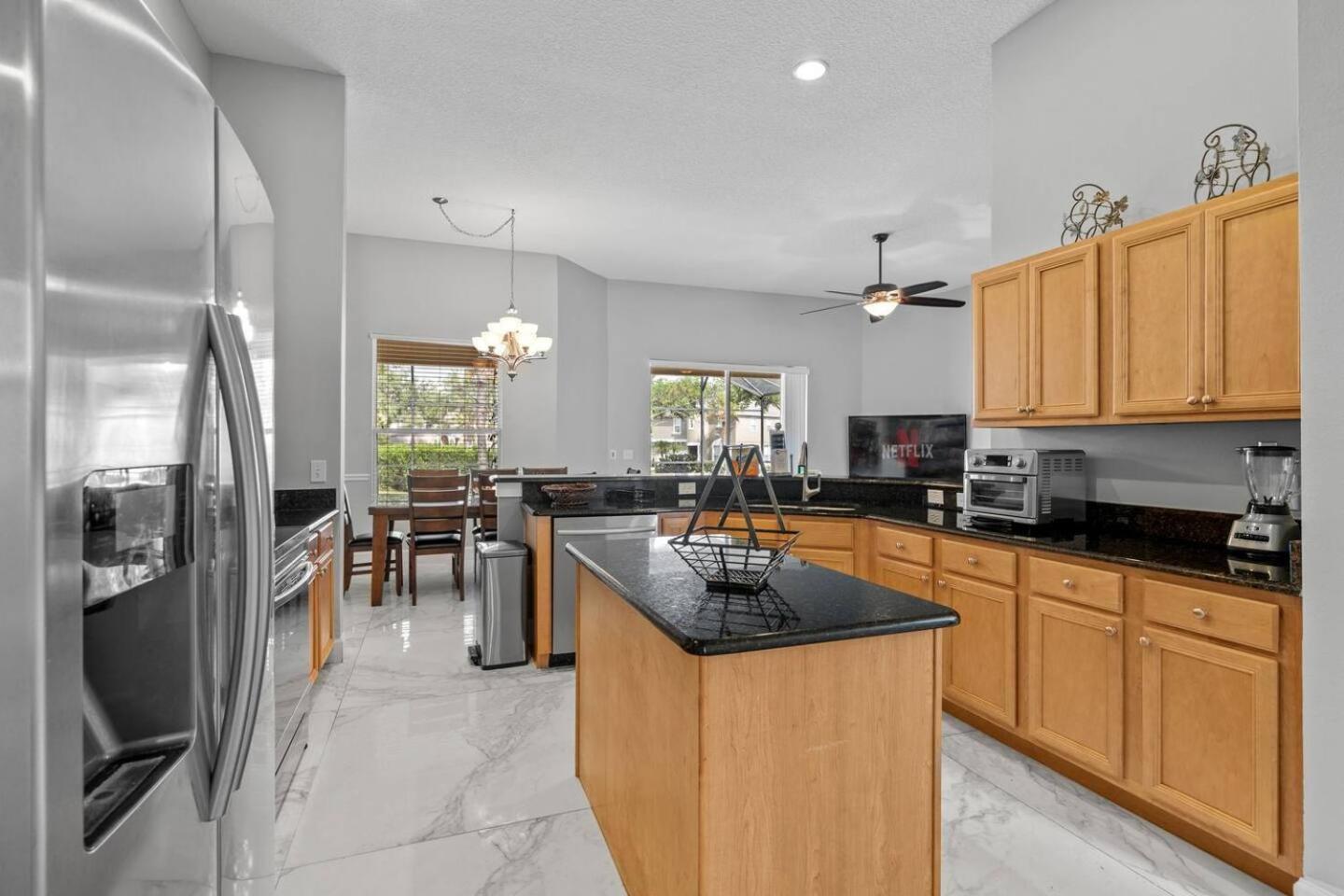 6 Bedroom 5 Bathroom Emerald Island 2601 Ib كيسيمي المظهر الخارجي الصورة